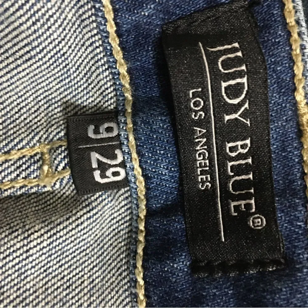 Judy Blue Distressed Straight Fit Jeans Size 9/29